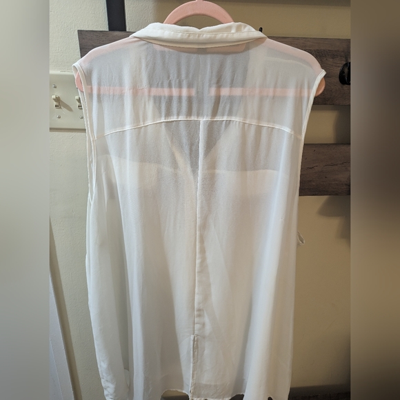 Additionelle Sheer White Top - Picture 2 of 3